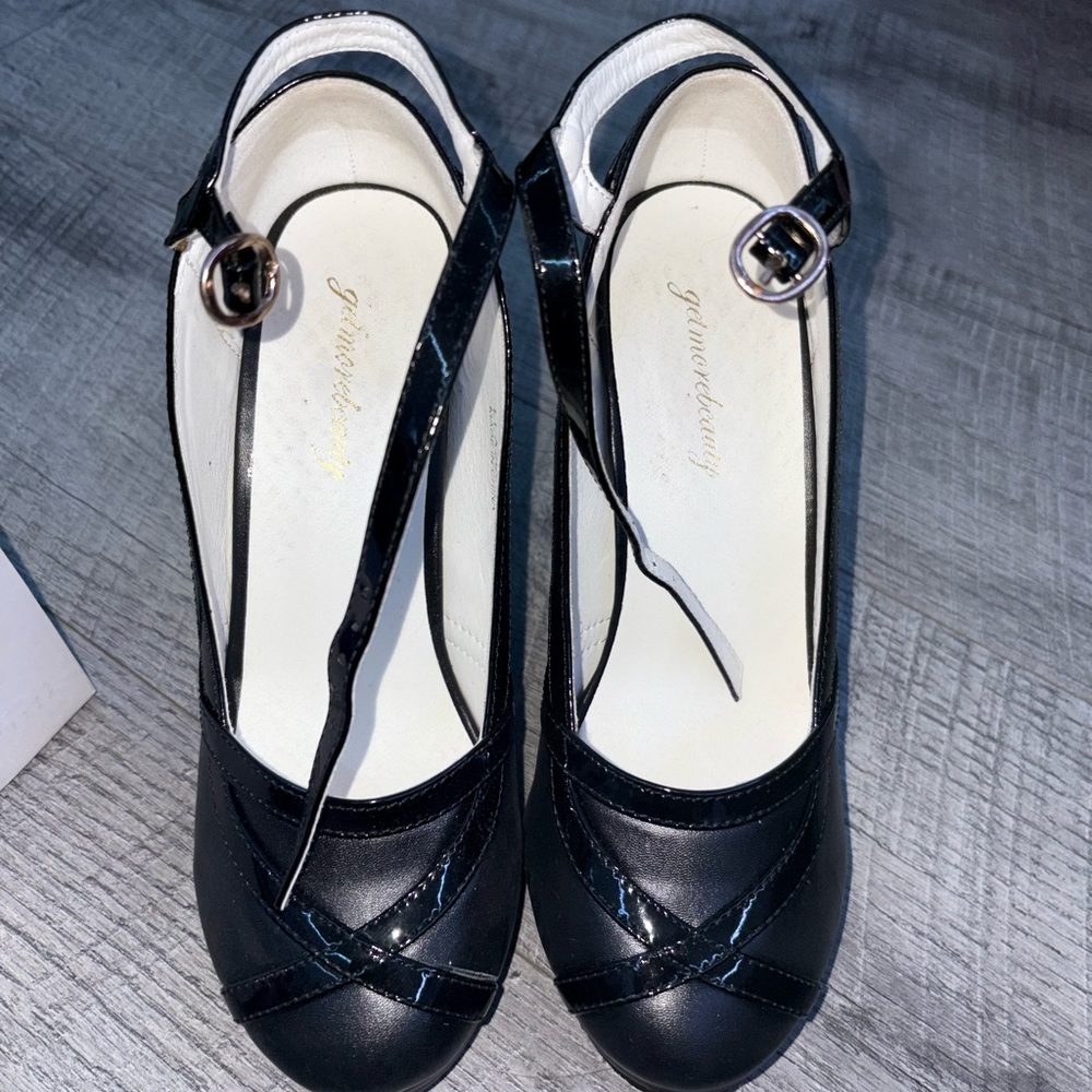 Black Women's Shoes